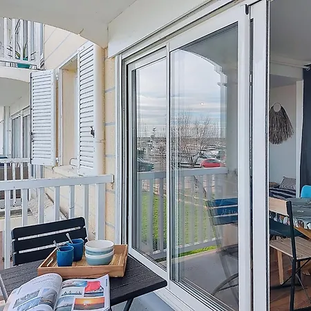 아파트 Du Port-5 By Interhome
