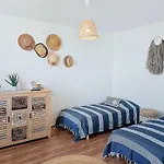 Du Port-5 By Interhome *